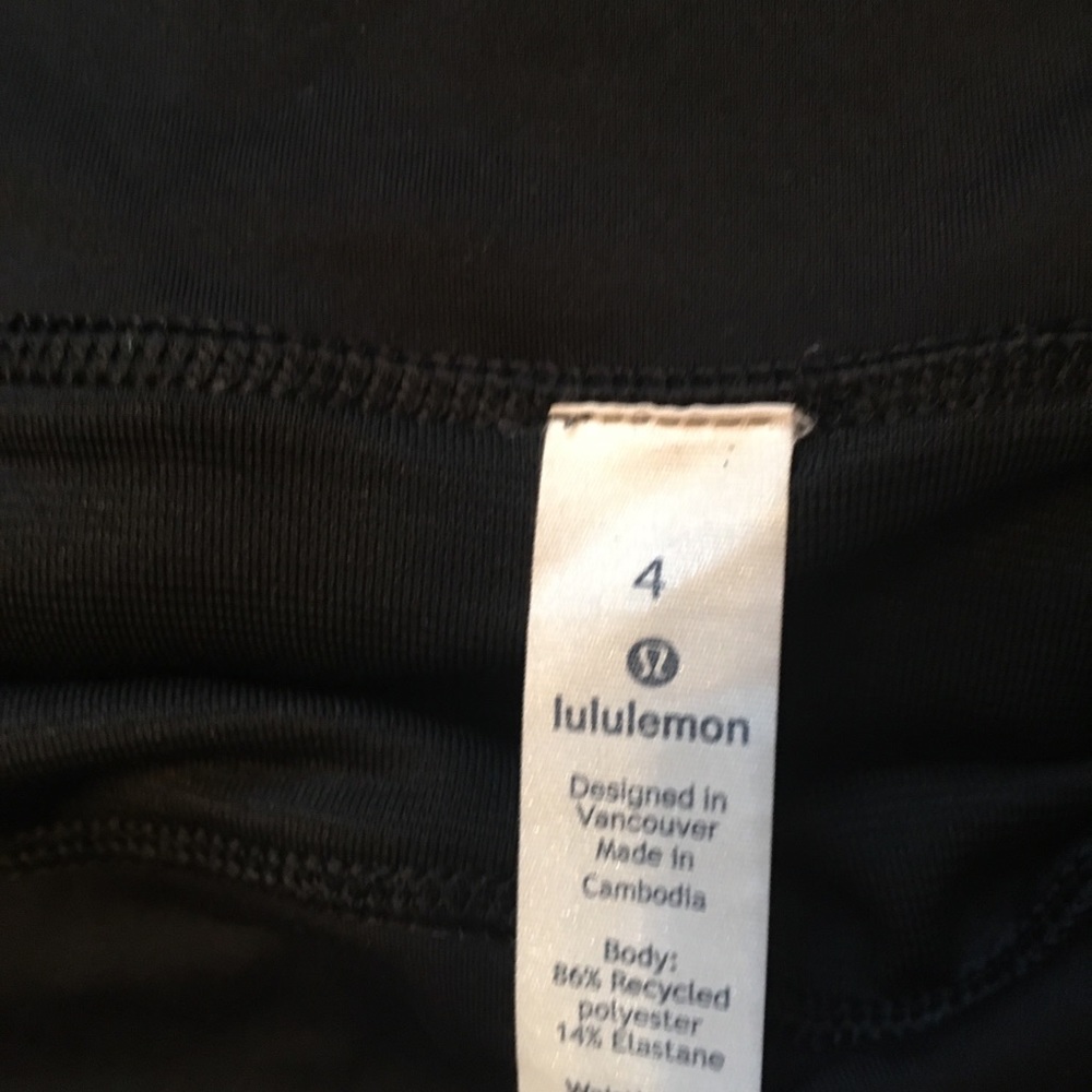 💕Lululemon Run Times Short ll-Frozen Flour… - Picture 10 of 12